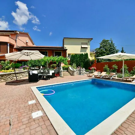 Lidija By Interhome * 마툴지